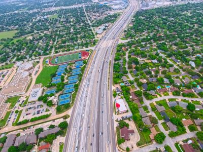 I-820 between Rufe Snow Dr. and Holiday Ln. looking east