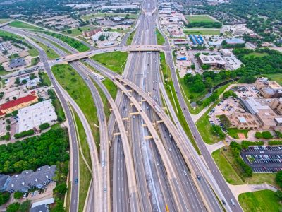 SH 121/183 at the SH 121/183 split looking east