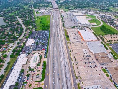 I-820 between Rufe Snow Dr. and Iron Horse Blvd. looking west