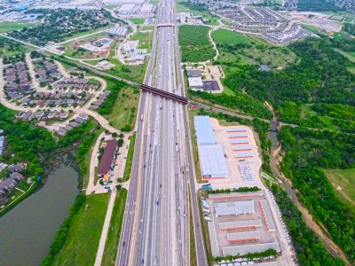 I-820 between Denton Hwy. 377 and Haltom Rd. looking west