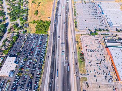 I-820 between Rufe Snow Dr. and Iron Horse Blvd. looking west